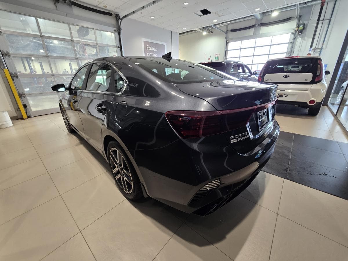 Kia Forte 2023 — photo 4