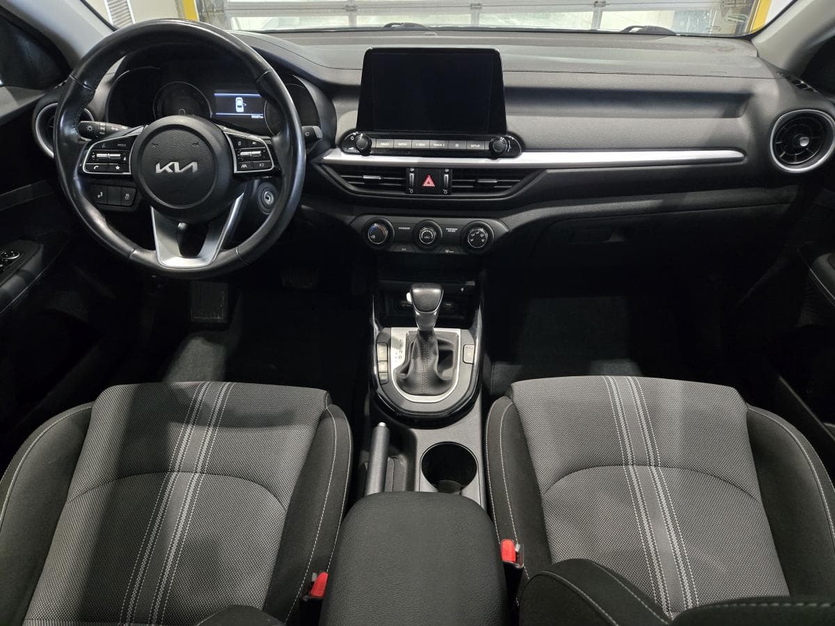 Kia Forte 2023 — photo 6