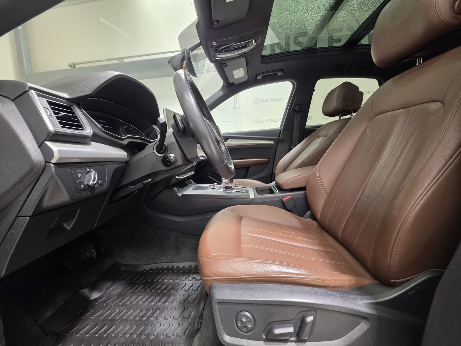 Audi Q5 PROGRESSIV 2018 — photo 16