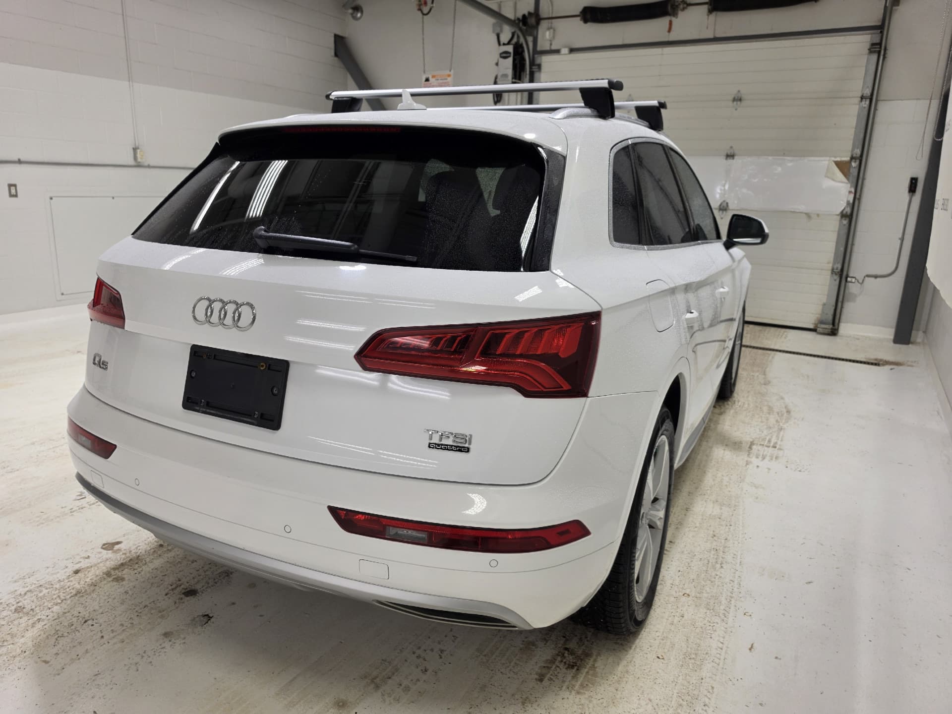 Audi Q5 PROGRESSIV 2018 — photo 18