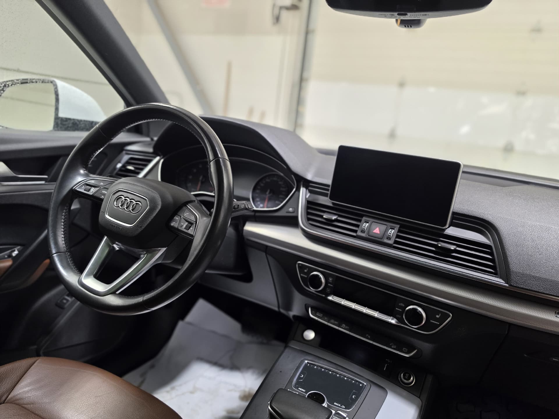 Audi Q5 PROGRESSIV 2018 — photo 7