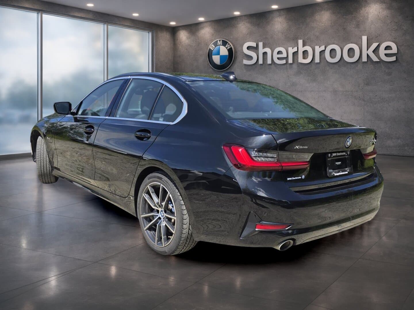 BMW 330e 2022 — photo 8
