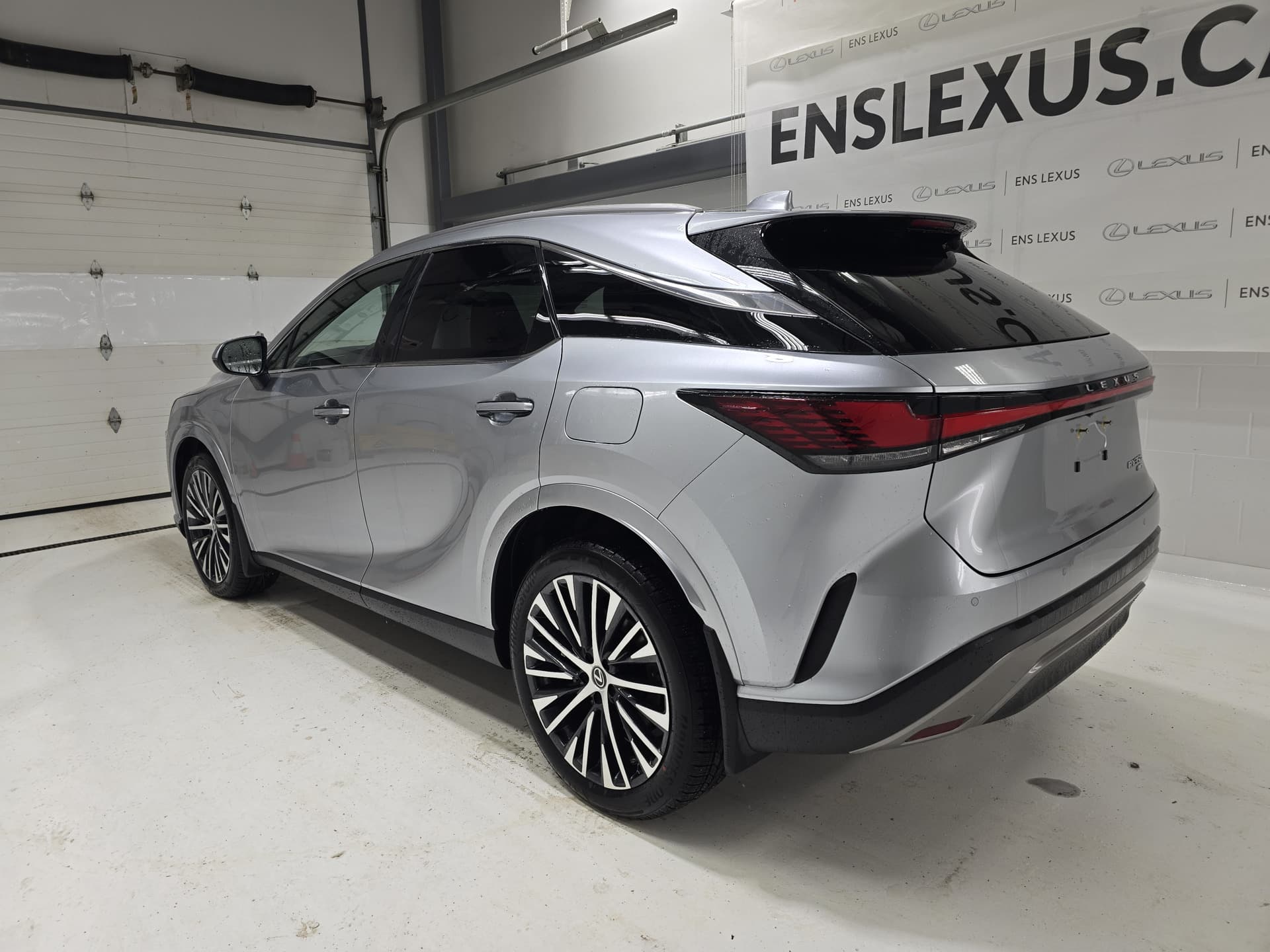 Lexus RX 350 Luxury 2023 — photo 3