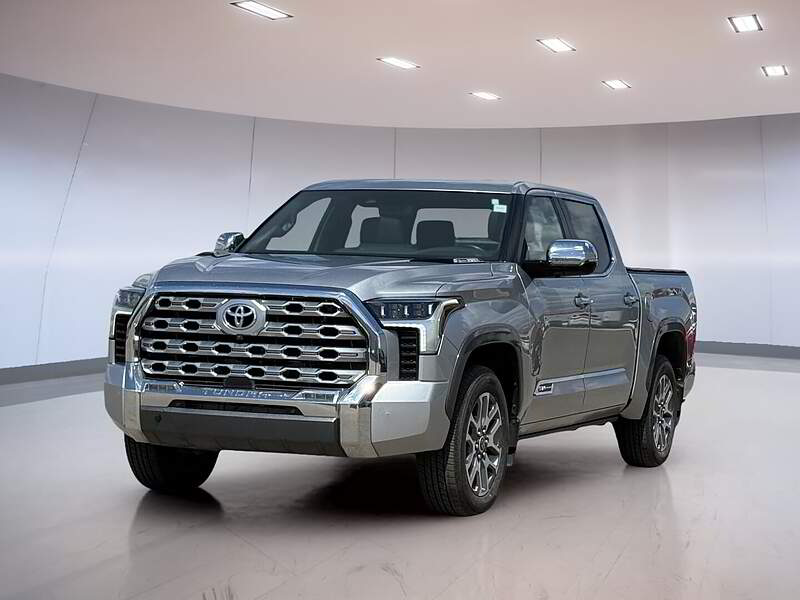 Toyota Tundra Platinum Hybrid 2024 — photo 2
