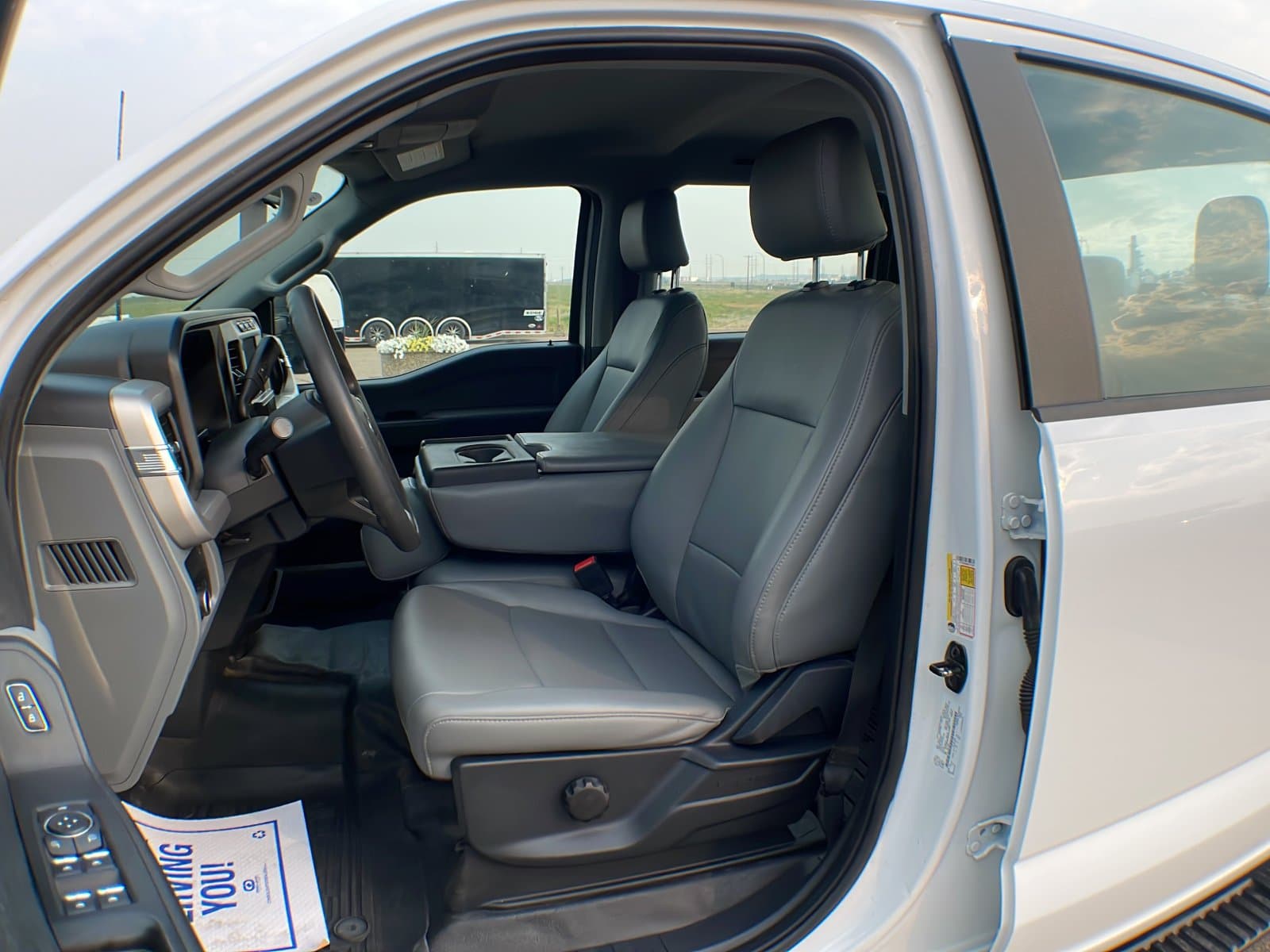 Ford Super Duty F-250 SRW 2023 — photo 23