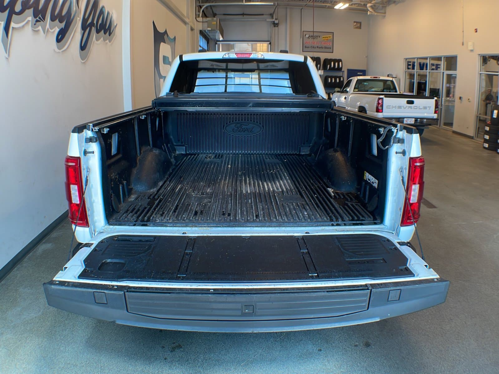 Ford F-150 2022 — photo 27