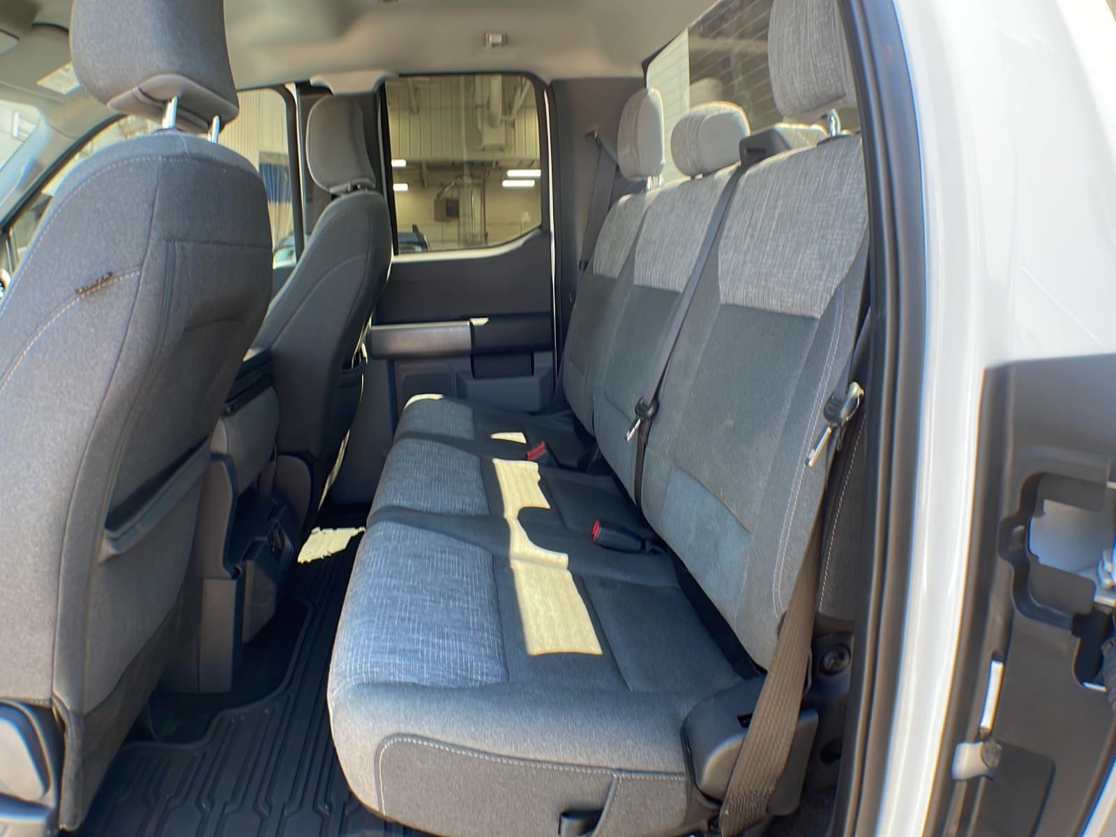 Ford F-150 2022 — photo 24