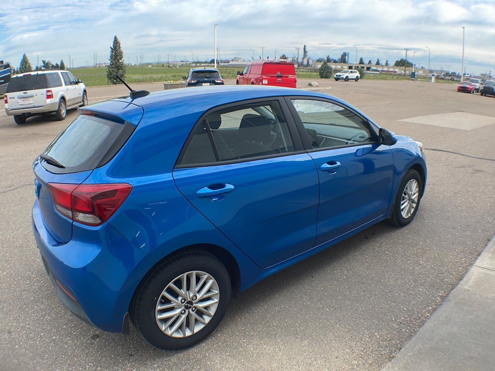 Kia Rio 5-door 2023 — photo 6