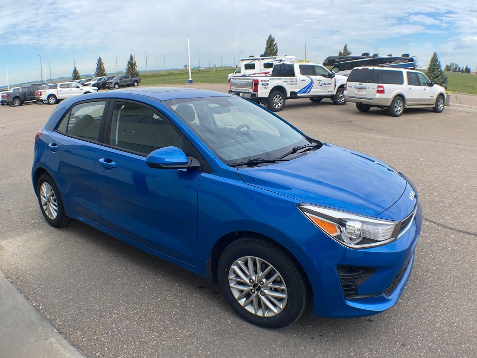 Kia Rio 5-door 2023 — photo 8