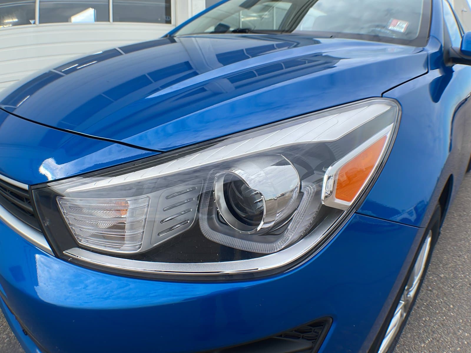 Kia Rio 5-door 2023 — photo 13