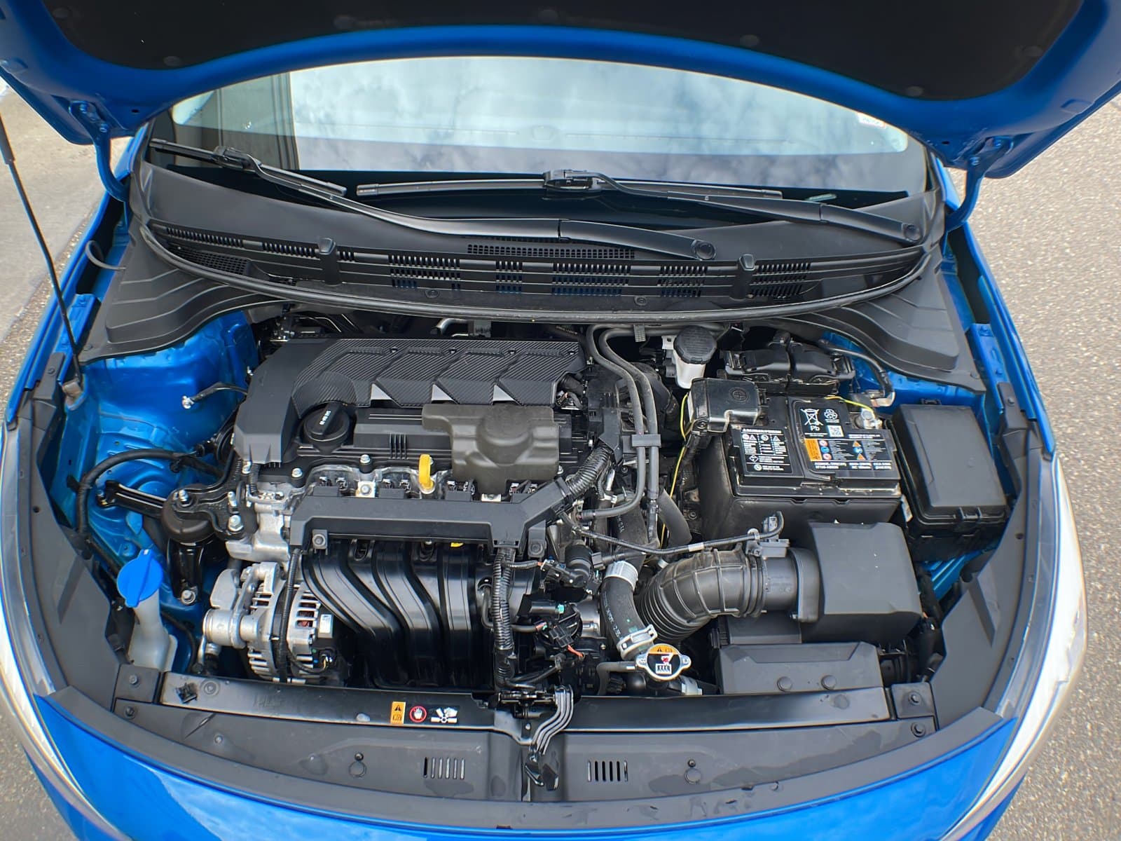 Kia Rio 5-door 2023 — photo 12