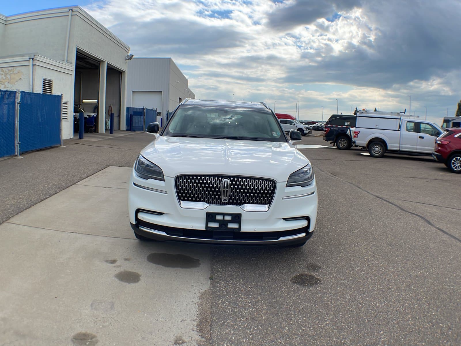 Lincoln Aviator 2022 — photo 9