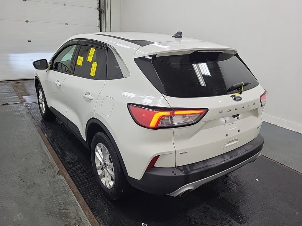 Ford Escape 2022 — photo 6