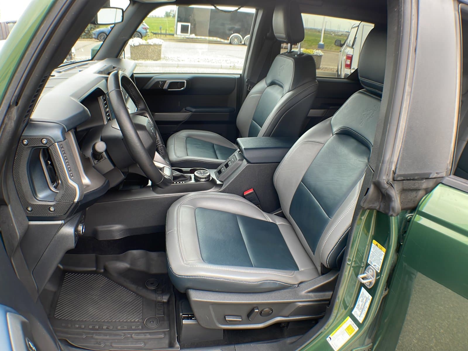 Ford Bronco 2022 — photo 23