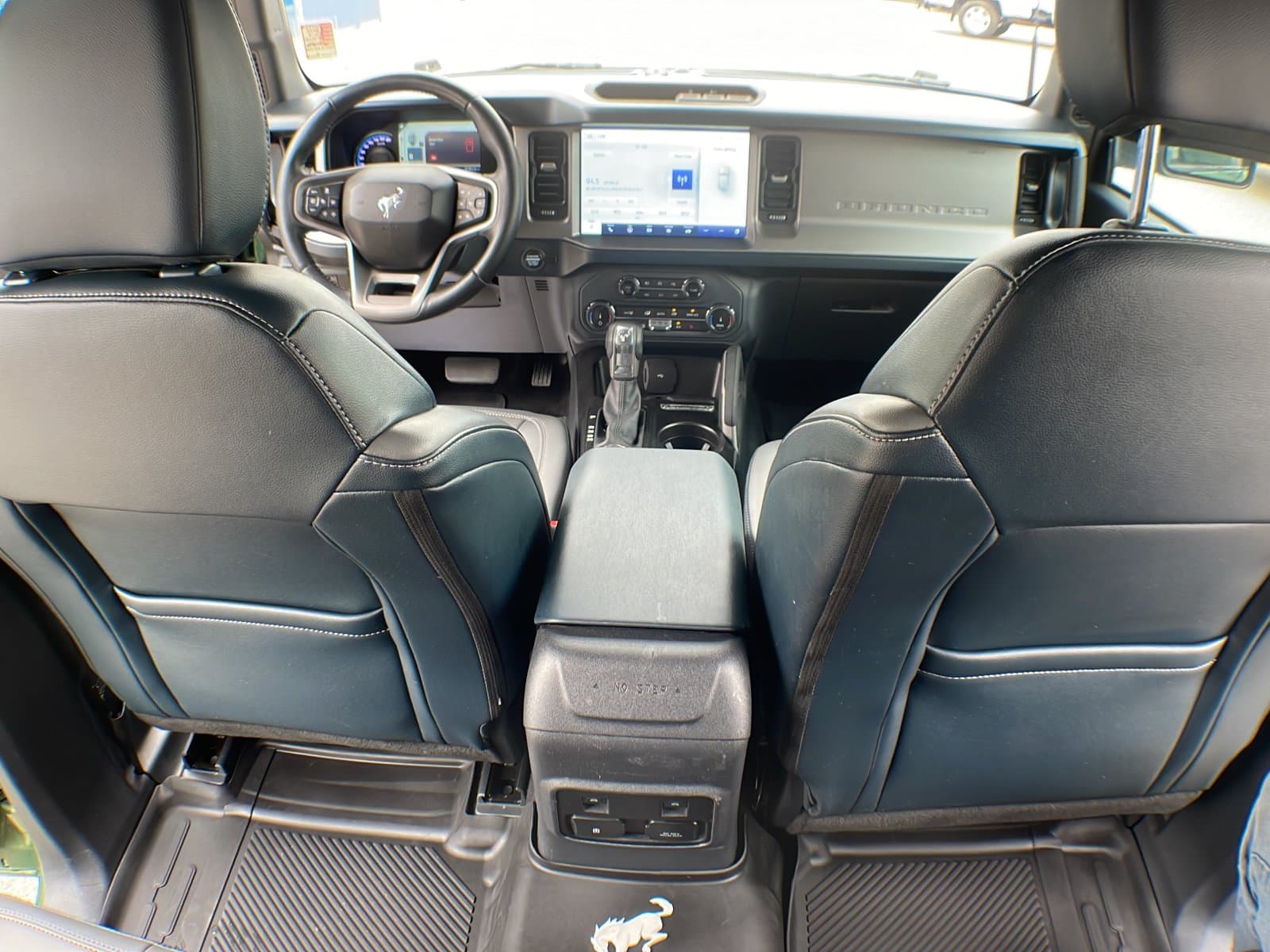 Ford Bronco 2022 — photo 26
