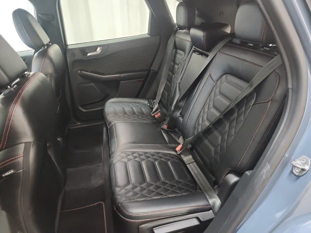 Ford Escape 2023 — photo 12