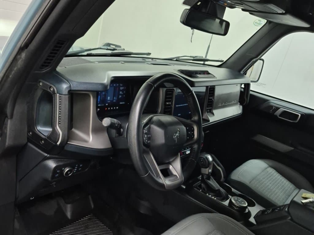 Ford Bronco 2022 — photo 8