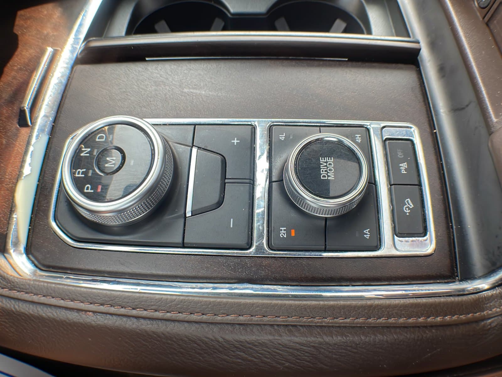 Ford Expedition 2024 — photo 20