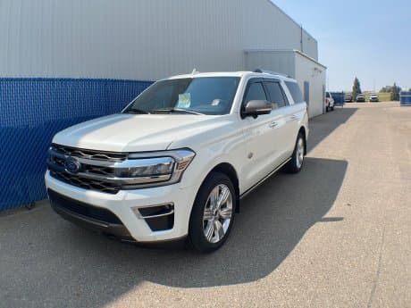 Ford Expedition 2024 Star White Platinum Metallic Tri-Coat à vendre à Medicine Hat