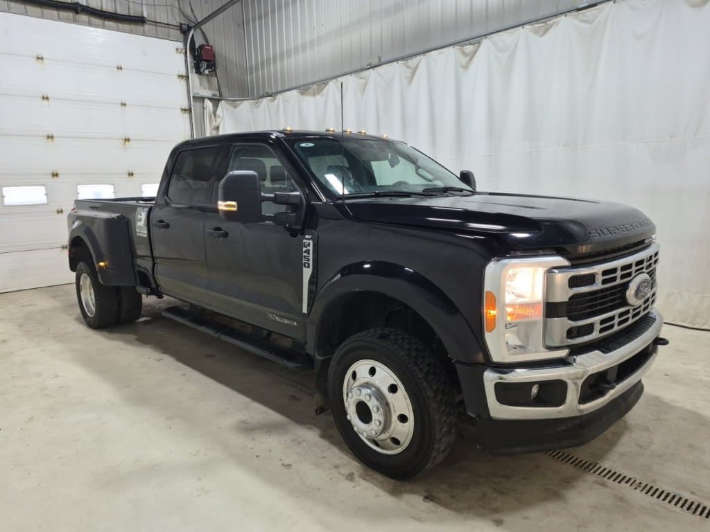 Ford Super Duty F-450 DRW 2023 — photo 4