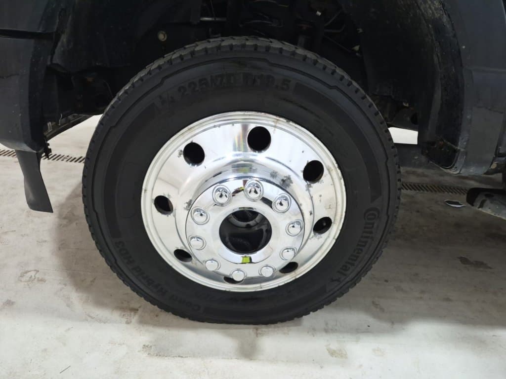 Ford Super Duty F-450 DRW 2023 — photo 7