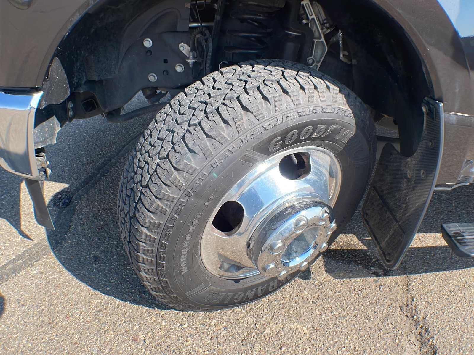 Ford Super Duty F-350 Dually 2025 — photo 11