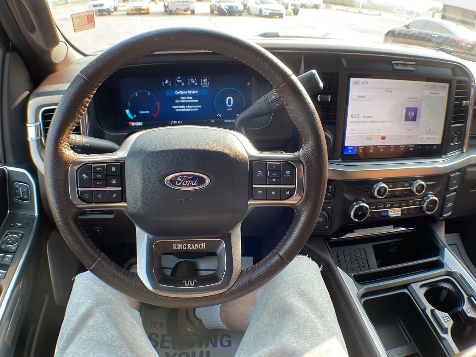 Ford Super Duty F-350 Dually 2025 — photo 16