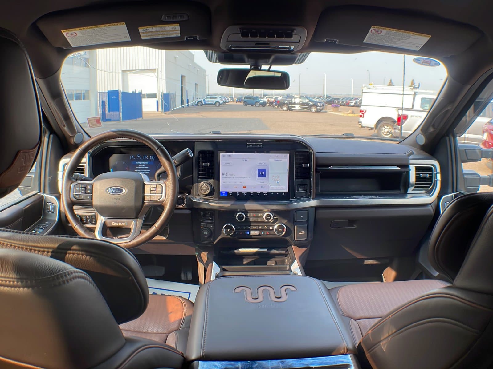 Ford Super Duty F-350 Dually 2025 — photo 21