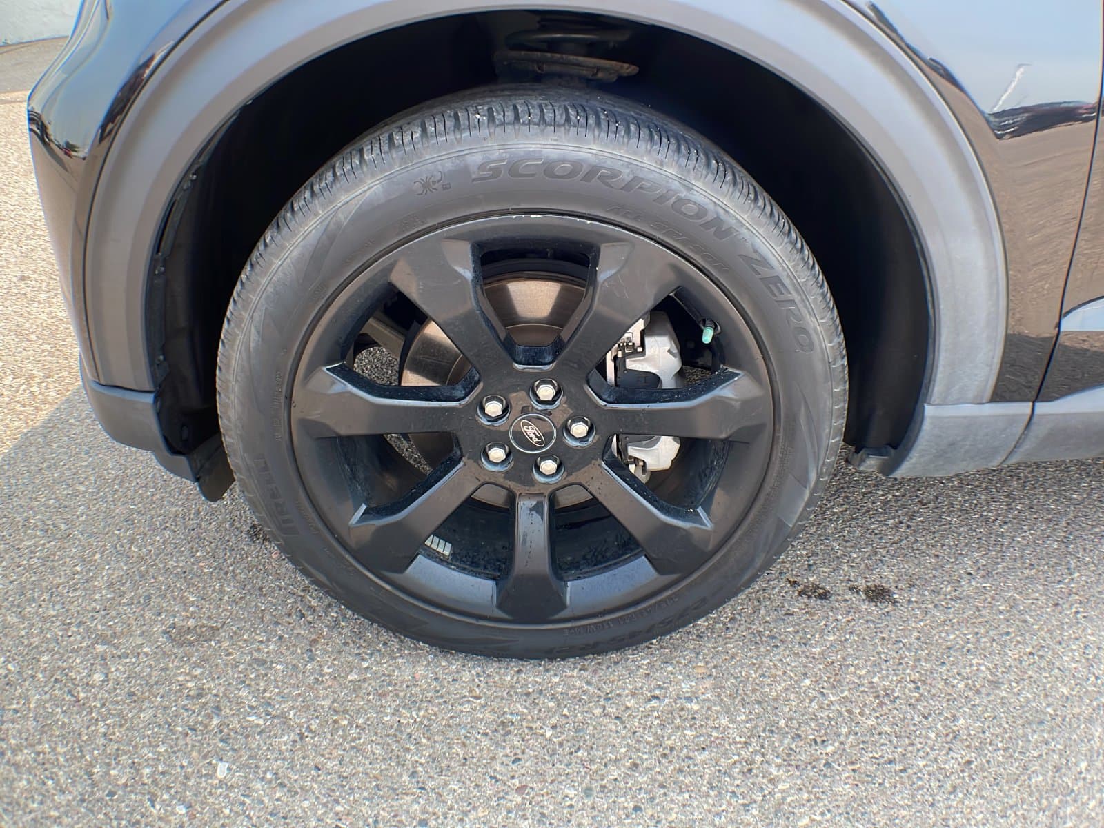 Ford Explorer 2023 — photo 10