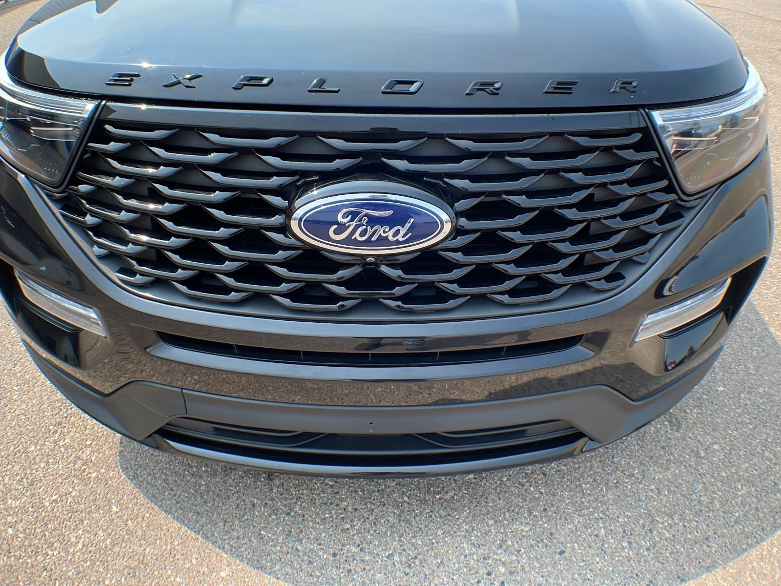 Ford Explorer 2023 — photo 15