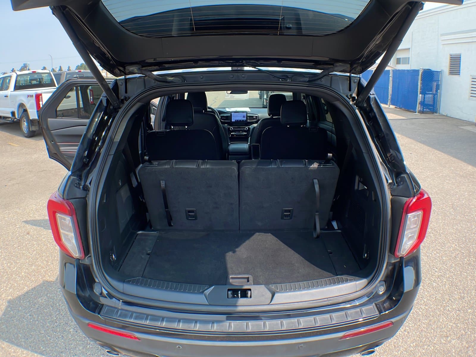 Ford Explorer 2023 — photo 27