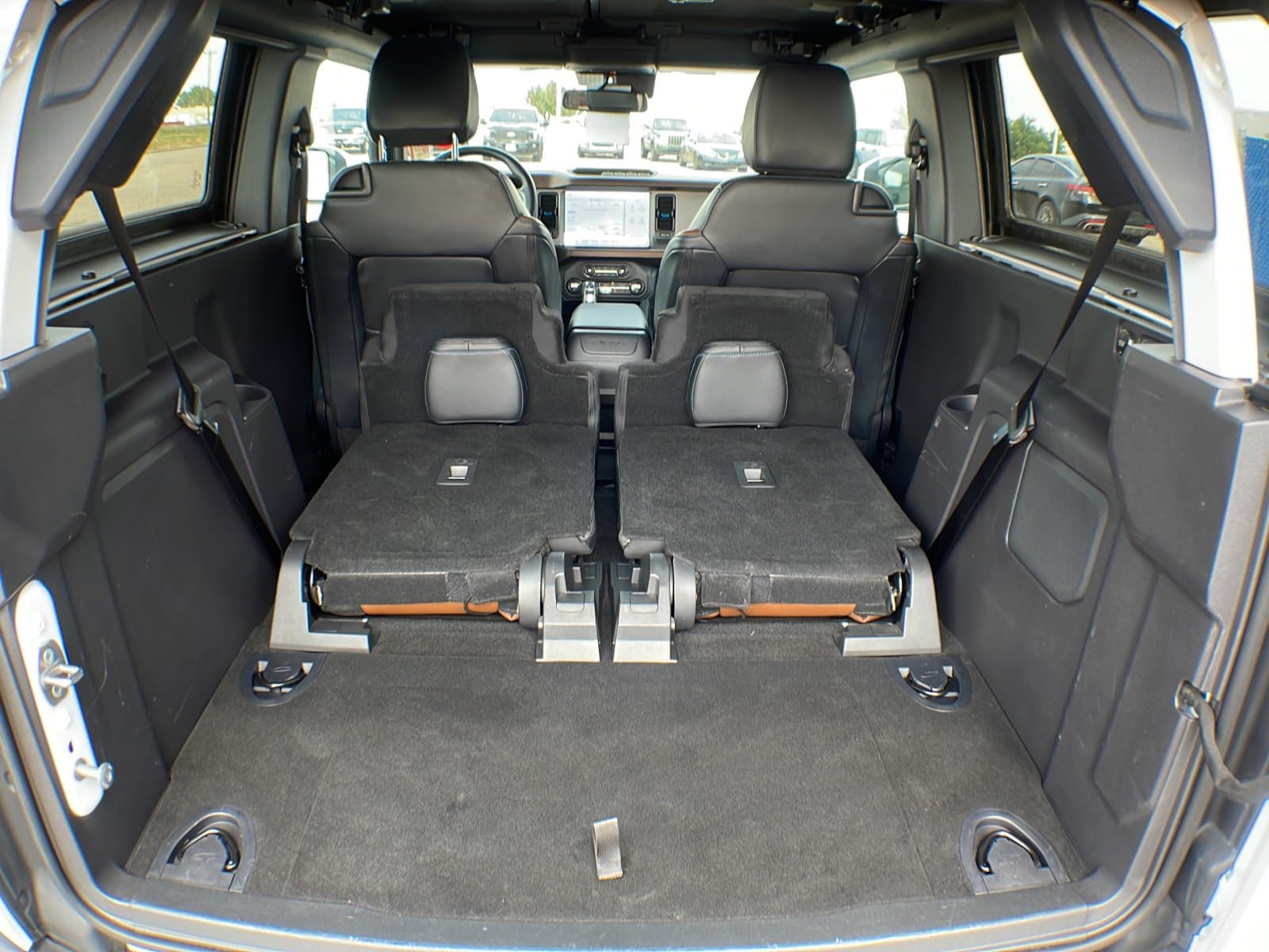 Ford Bronco 2023 — photo 25