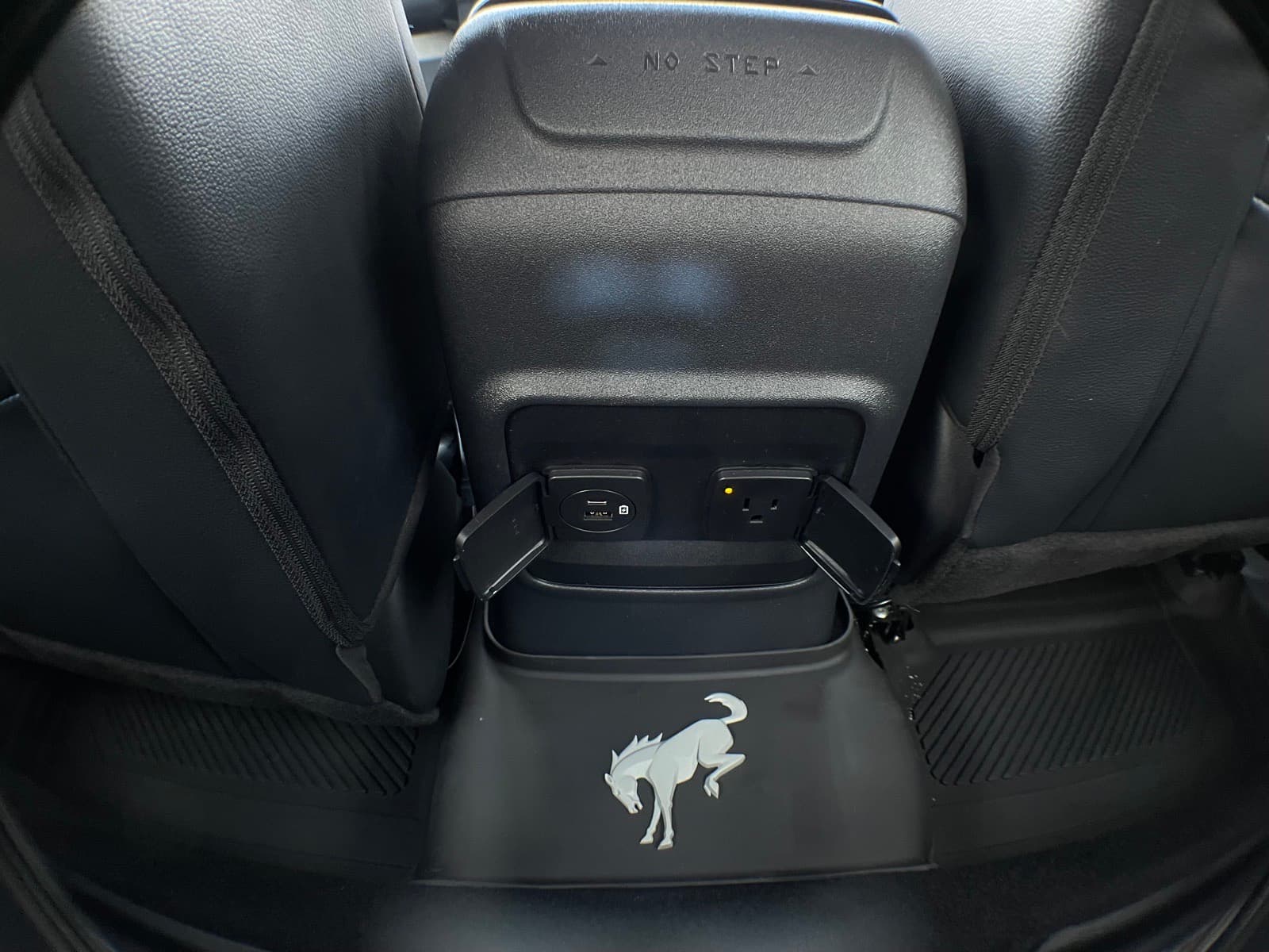 Ford Bronco 2023 — photo 32