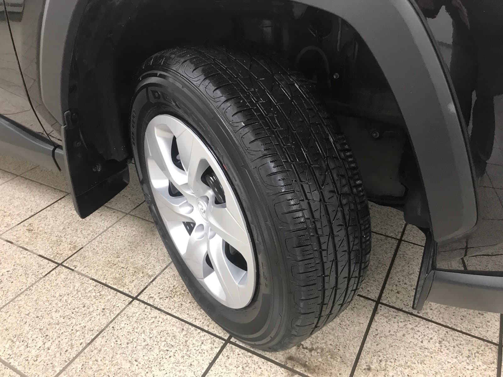 Toyota RAV4 2025 — photo 5