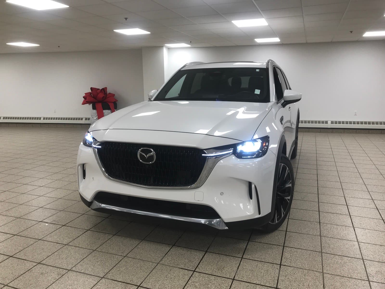 Mazda CX-90 PHEV 2025 — photo 4