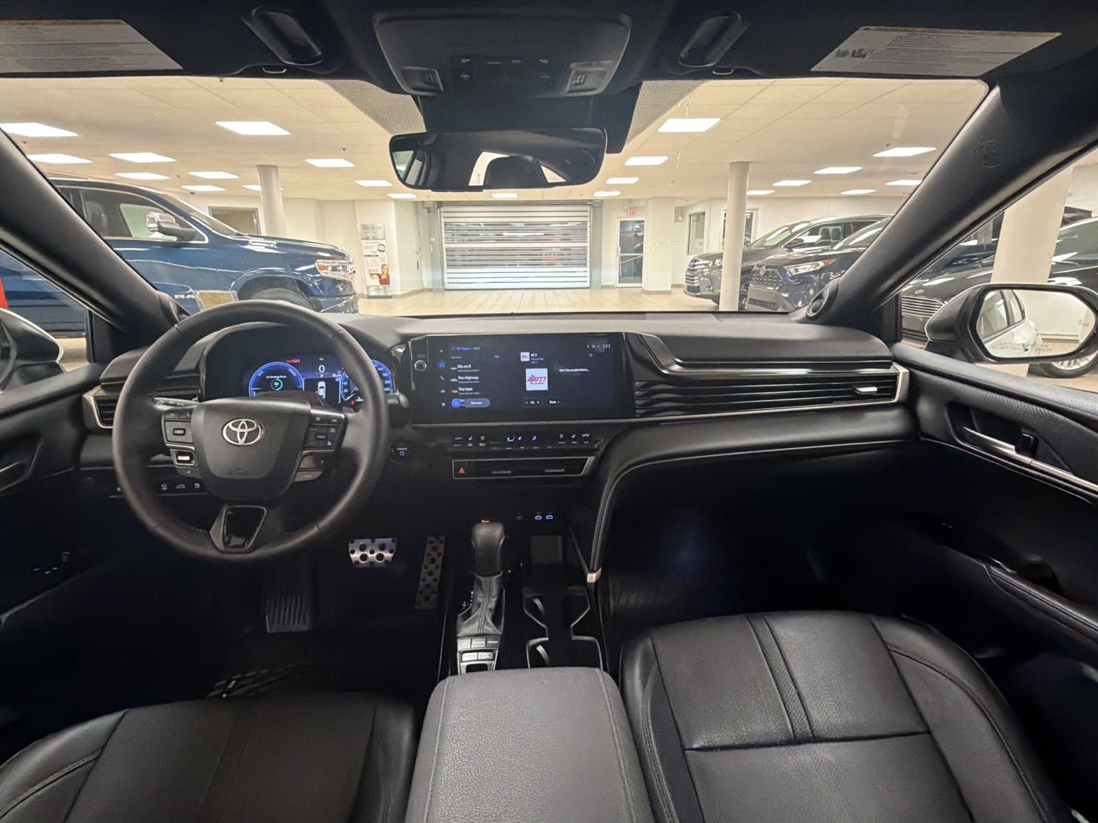 Toyota Camry 2026 — photo 21