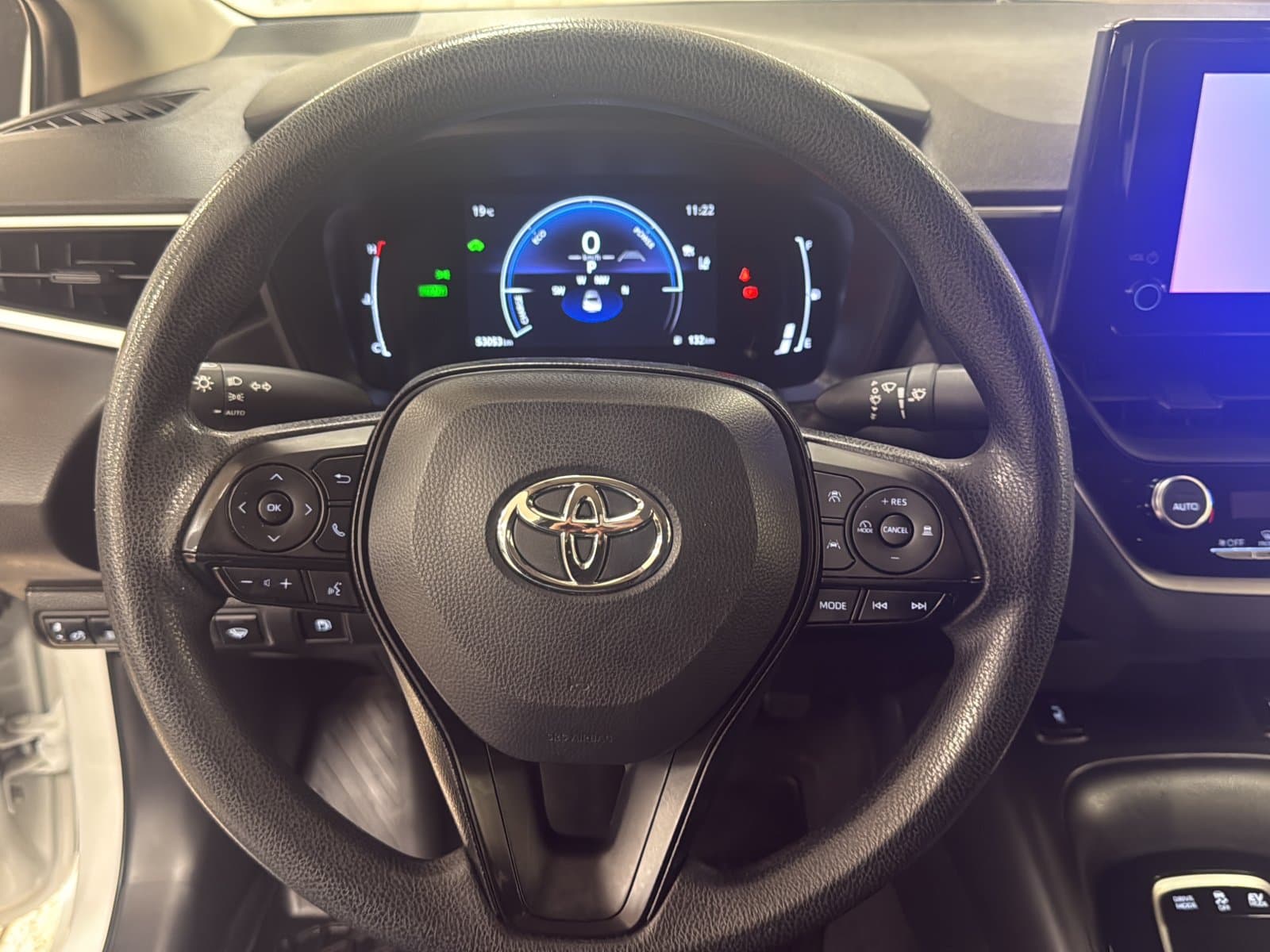 Toyota Corolla 2025 — photo 11