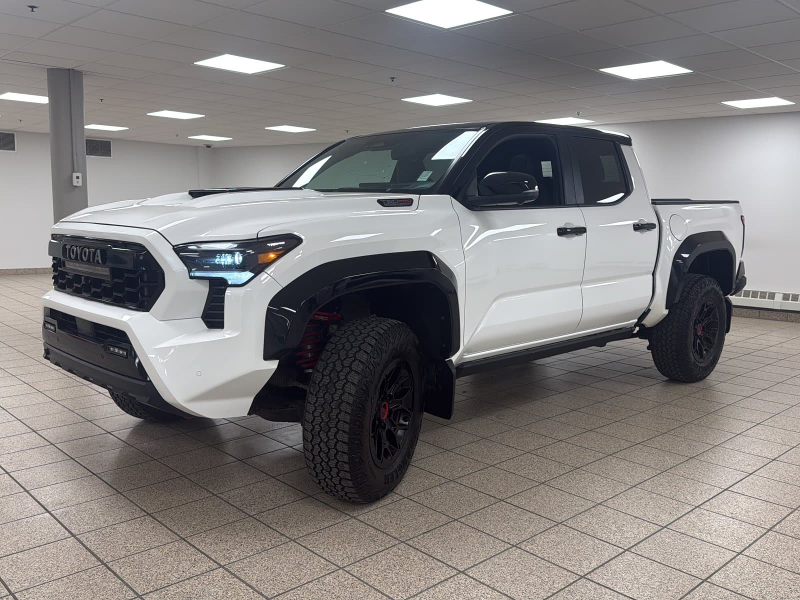 Toyota Tacoma 2025 — photo 3