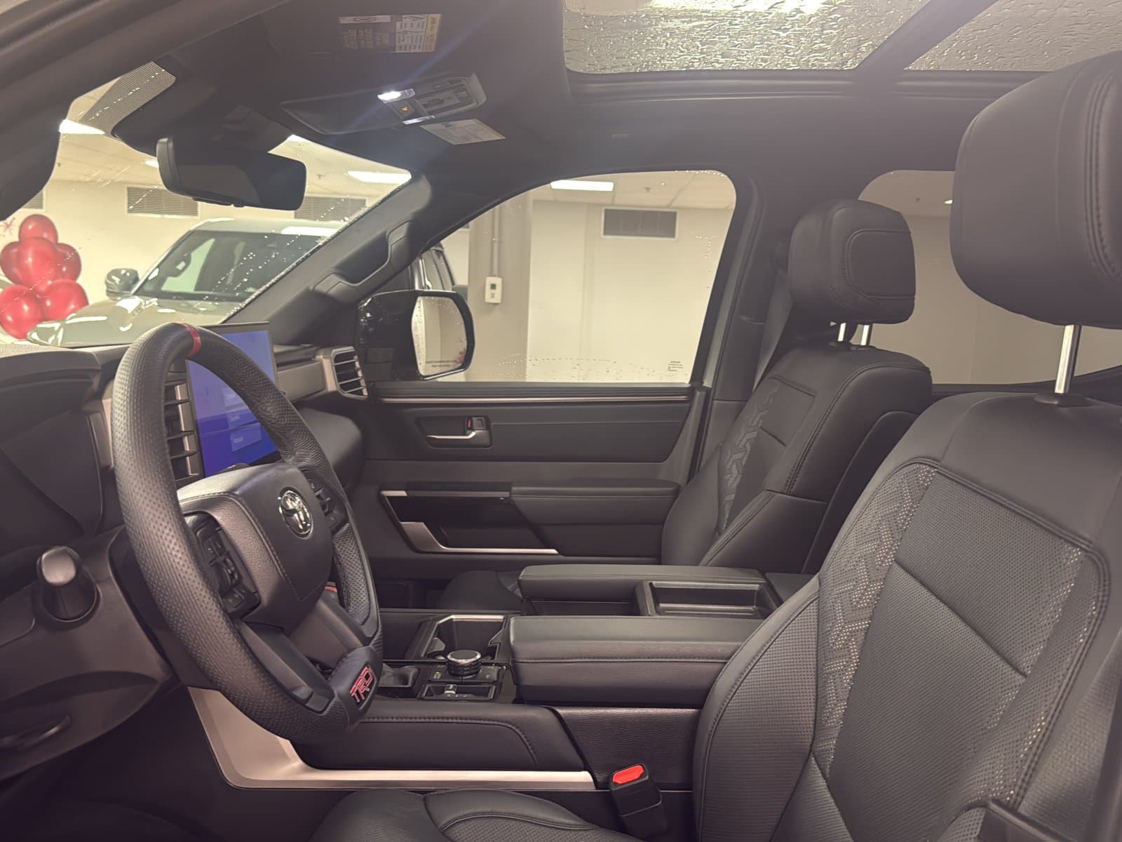 Toyota Tundra 2025 — photo 3