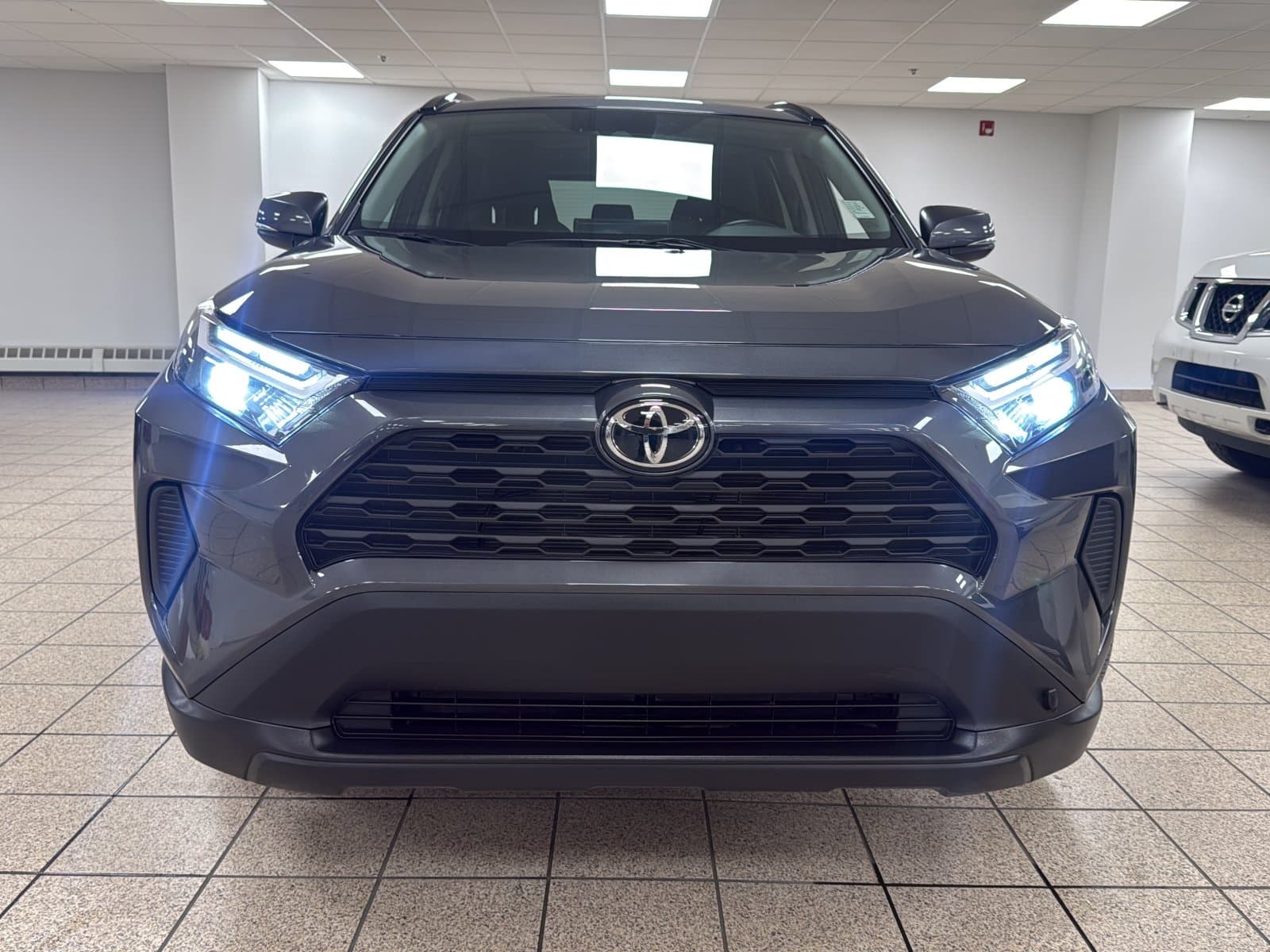 Toyota RAV4 2025 — photo 9