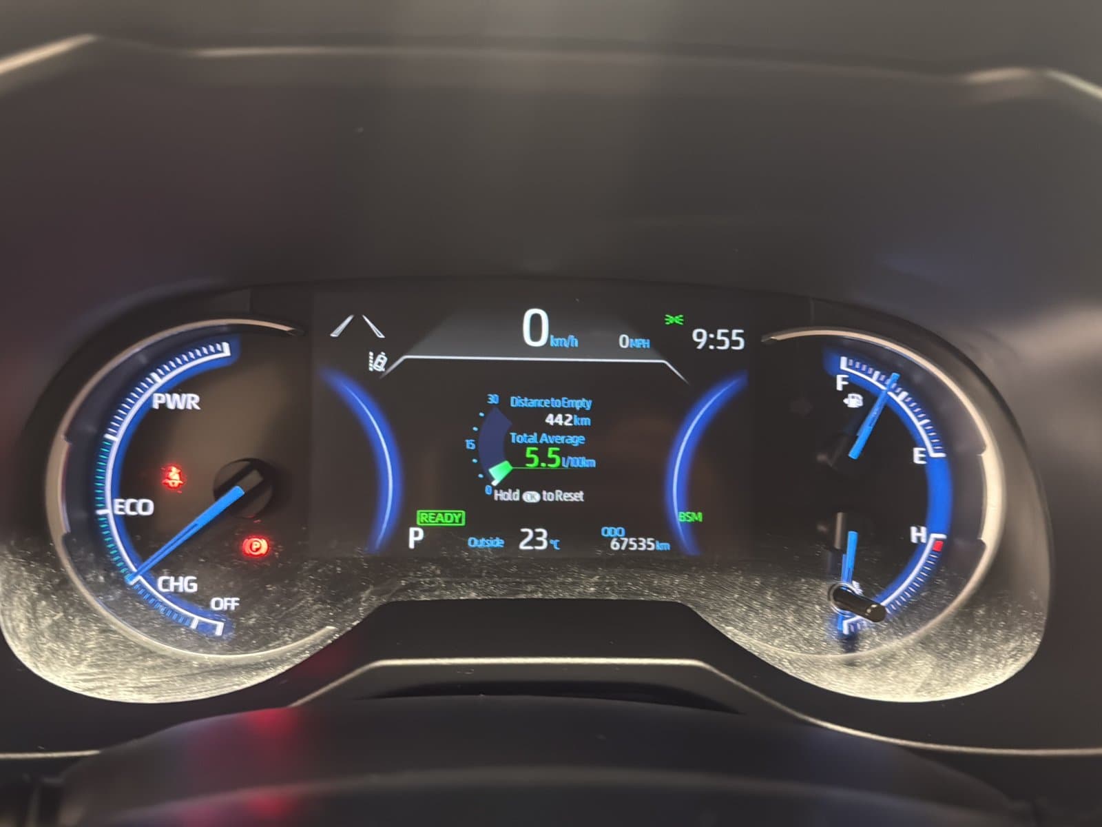 Toyota RAV4 2025 — photo 12