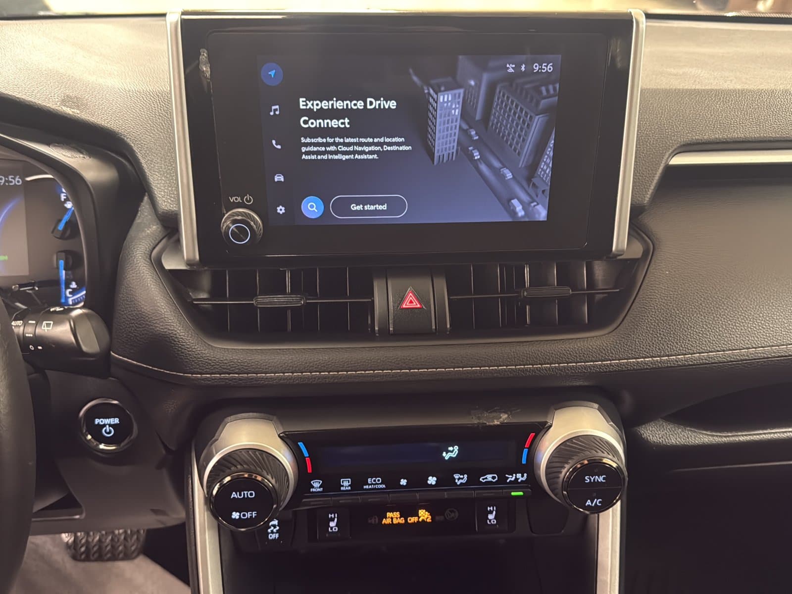 Toyota RAV4 2025 — photo 13