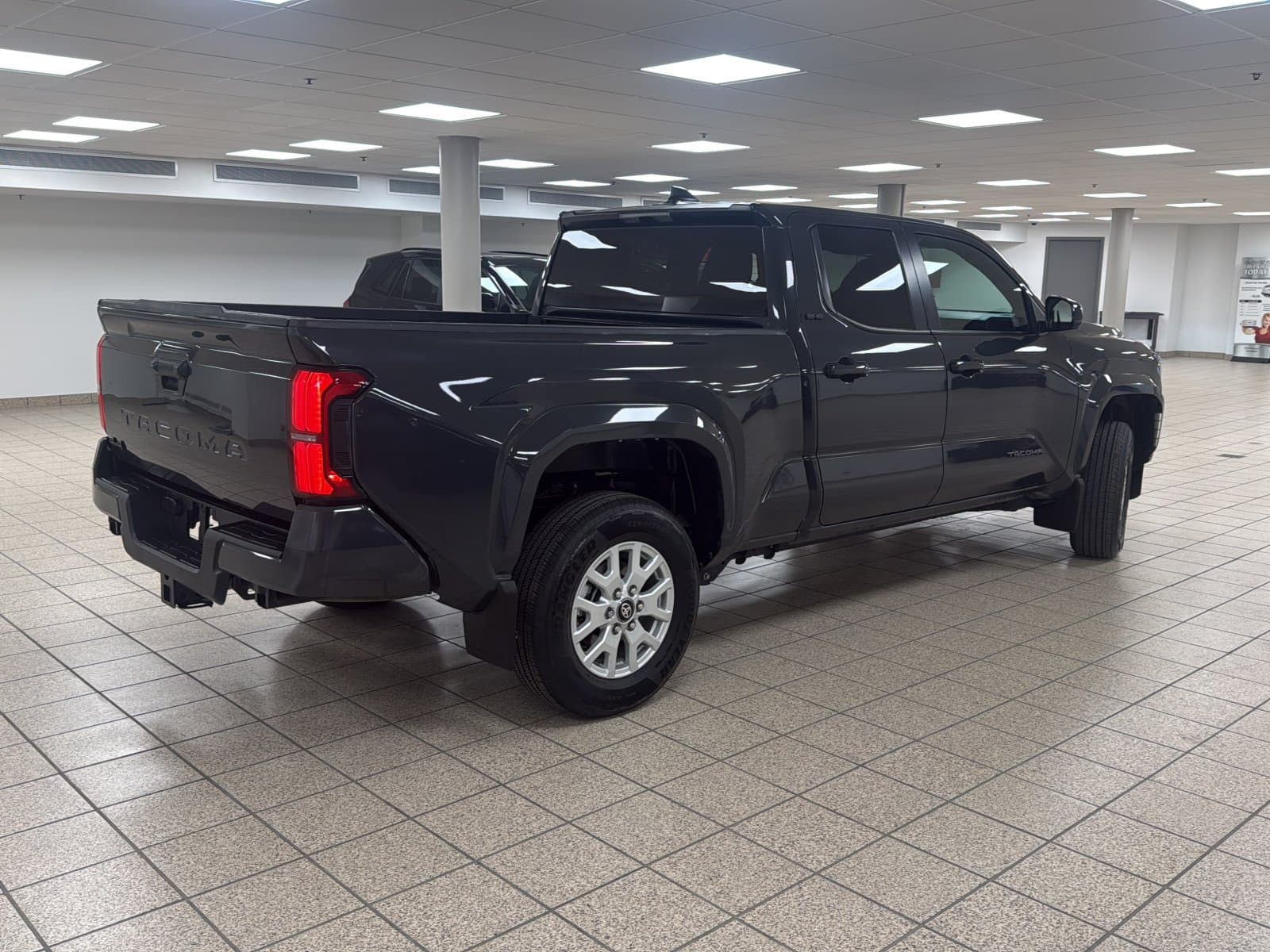 Toyota Tacoma 2025 — photo 7