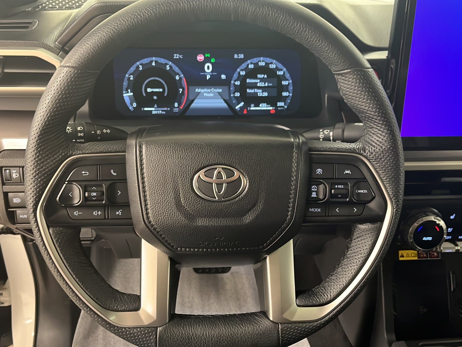 Toyota Tacoma 2025 — photo 11