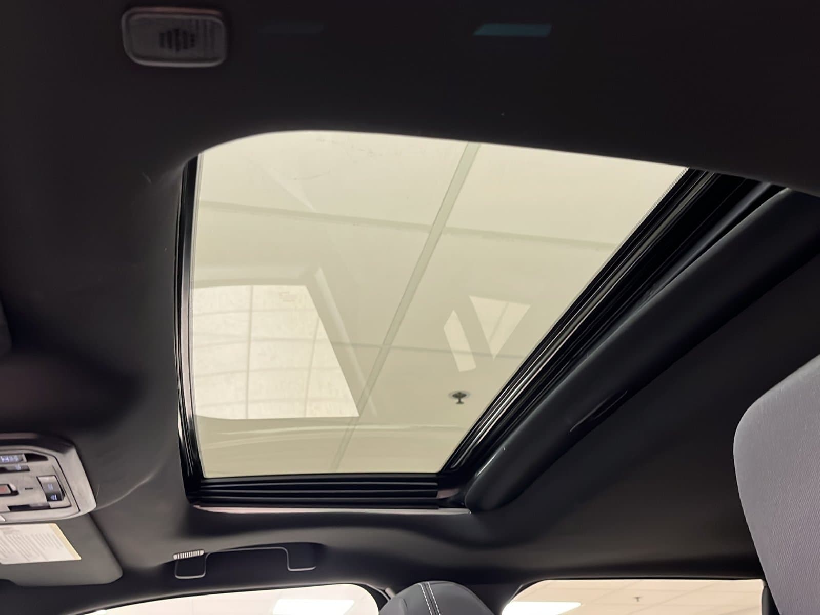 Toyota Tacoma 2025 — photo 17
