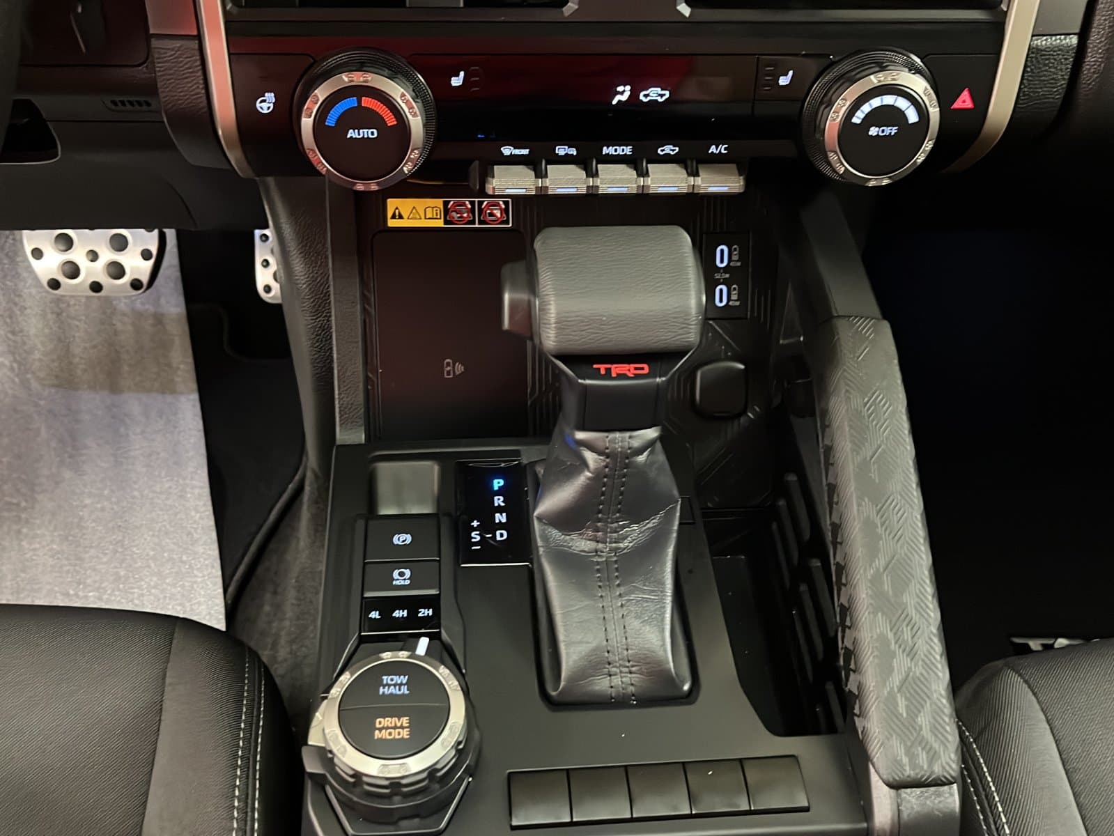 Toyota Tacoma 2025 — photo 15