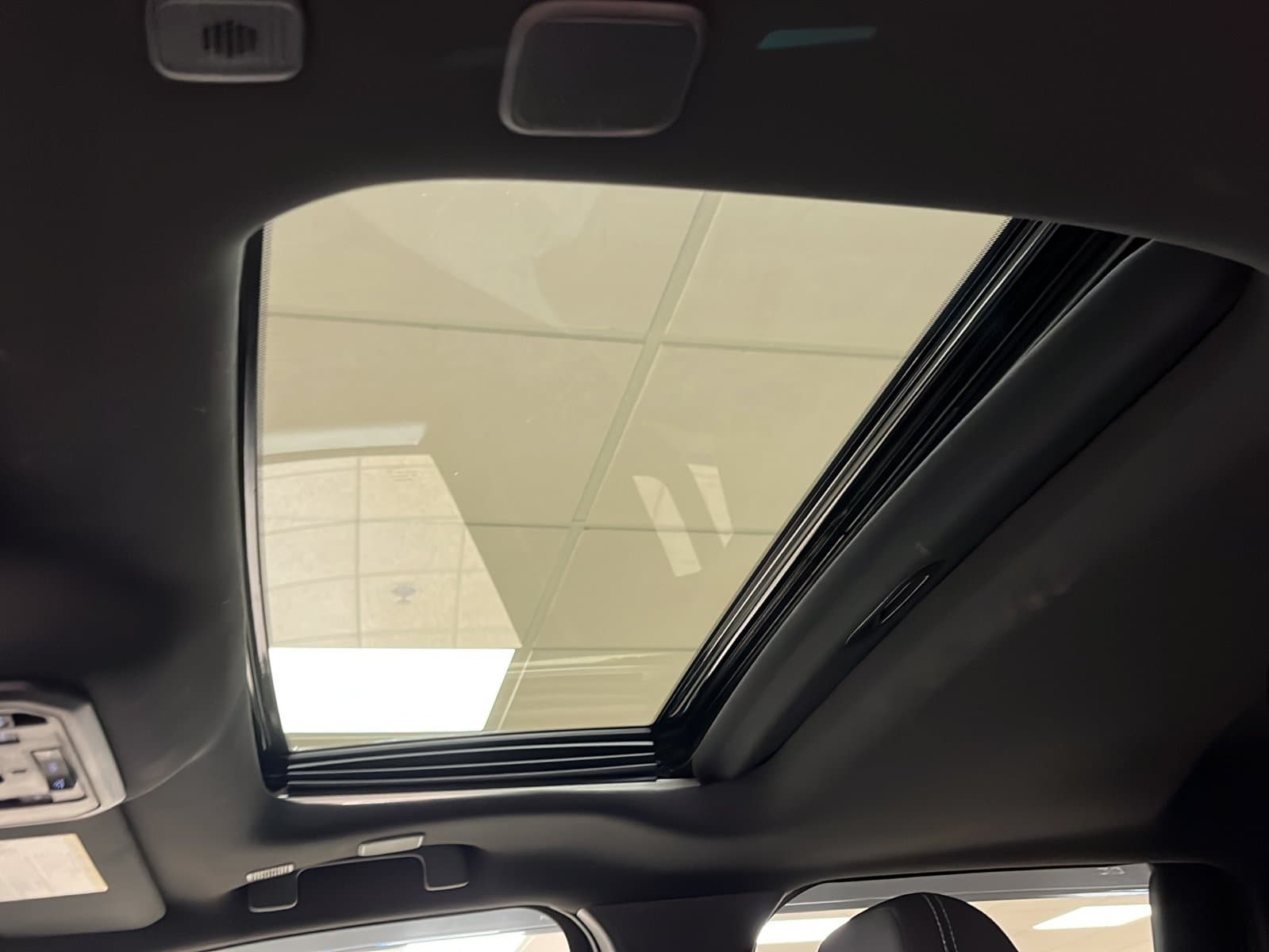 Toyota Tacoma 2025 — photo 17