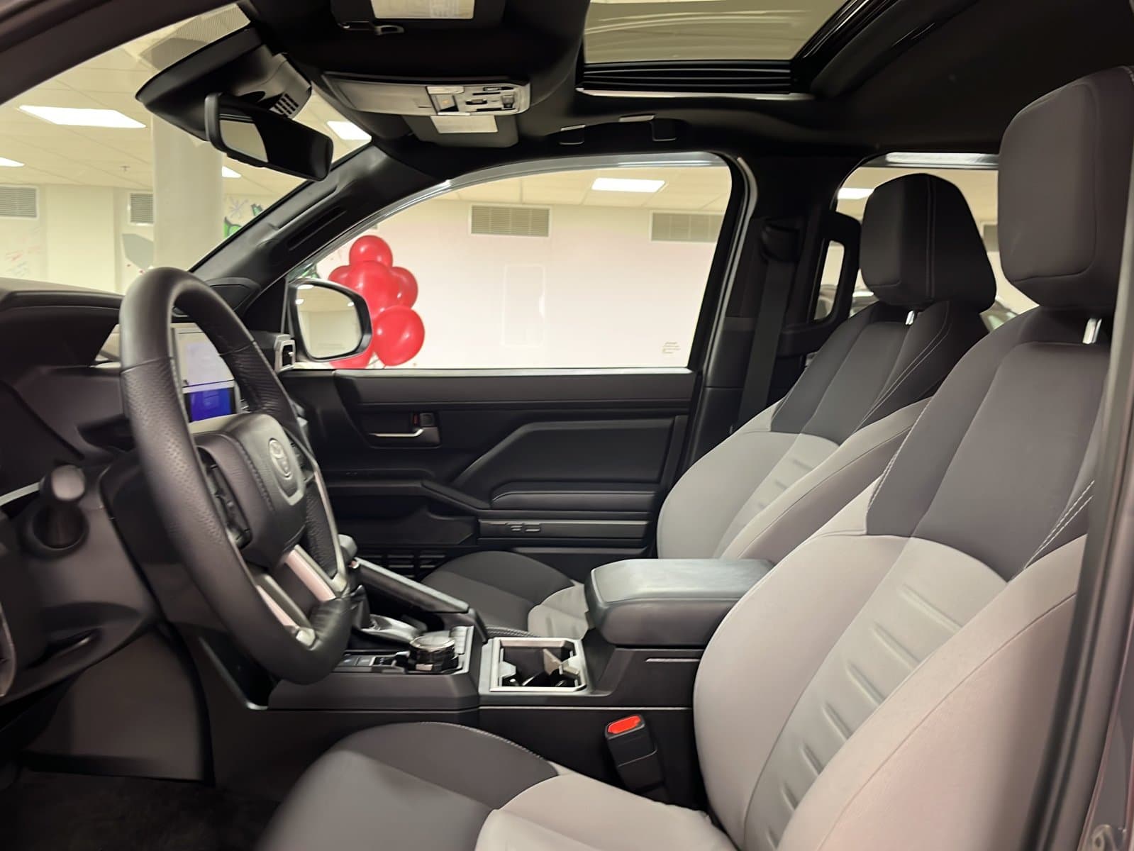 Toyota Tacoma 2025 — photo 18