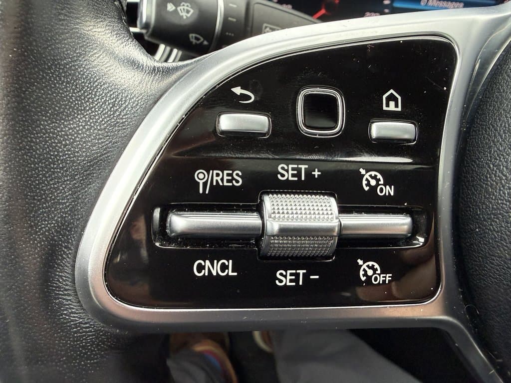 Mercedes-Benz C-Class 2021 — photo 18