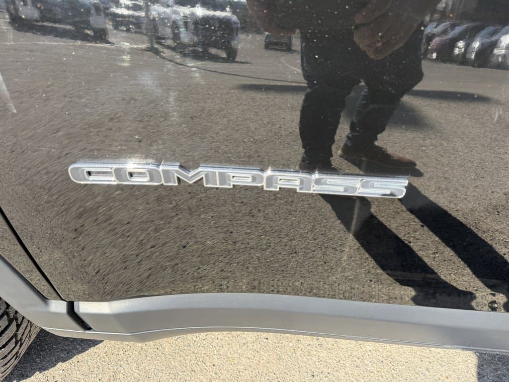 Jeep Compass 2018 — photo 8